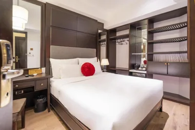 Habitación Doble o con 2 camas Deluxe — Hanoi Center Silk Charming Hotel & Travel
